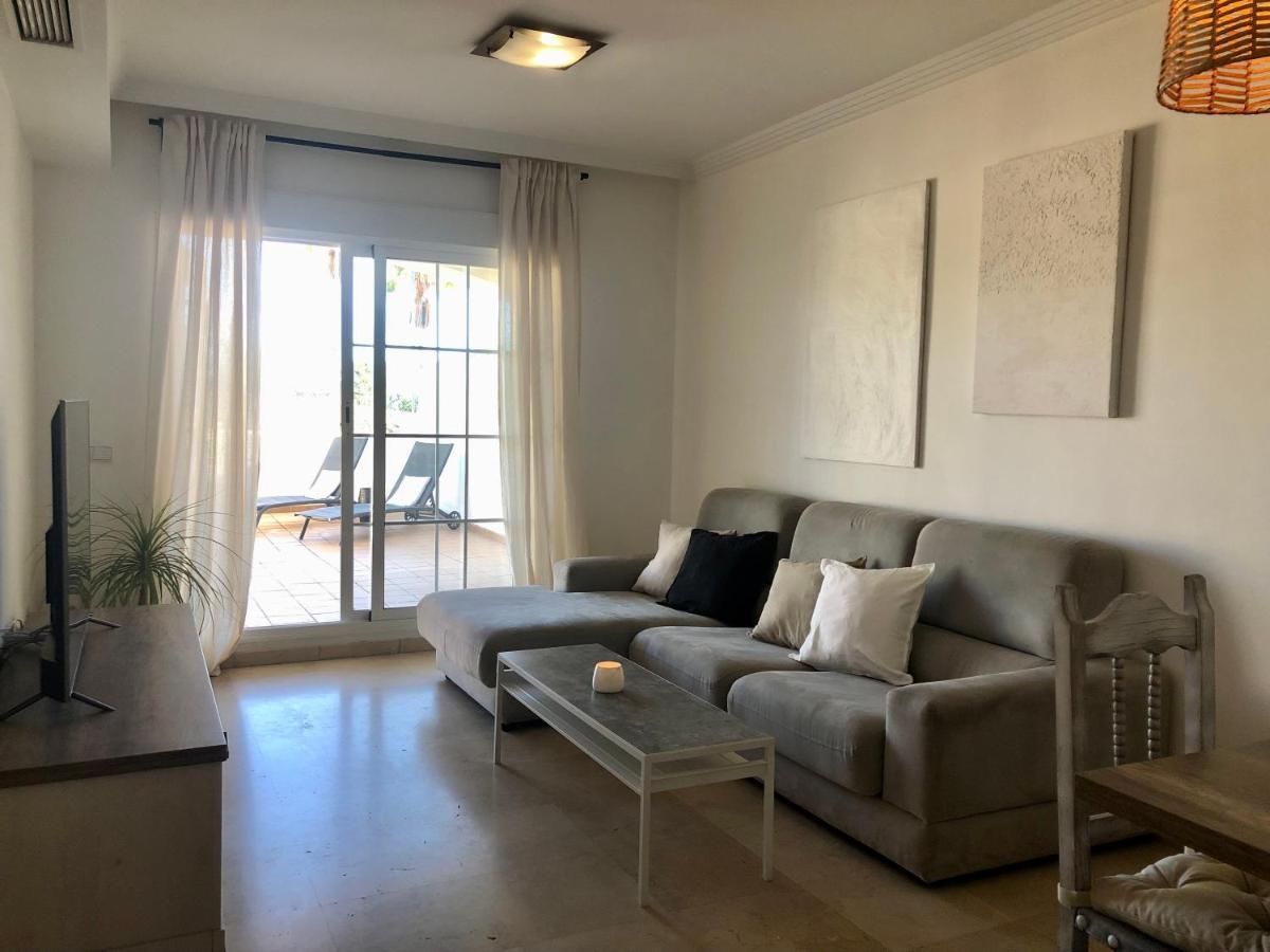Ellie'S Hus 2 Lägenhet Benalmádena Exteriör bild
